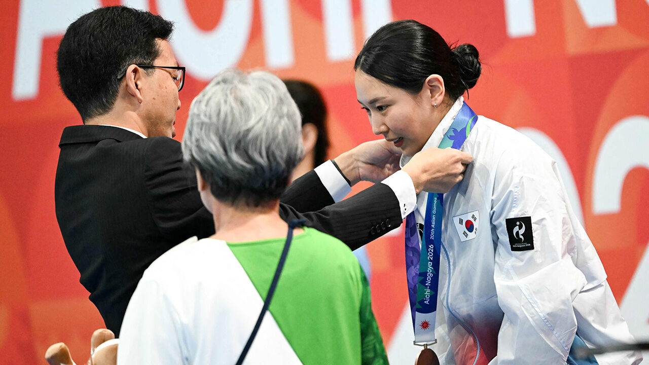 Springboarc Diving Star Kim Su-ji Wins Bronze in Women's 1m Springboard